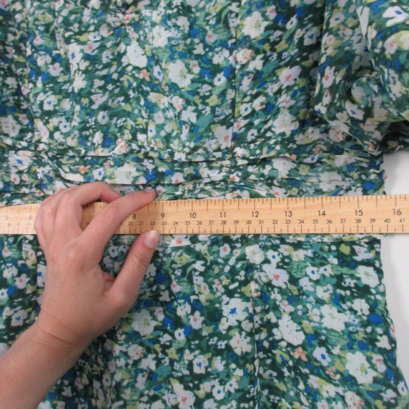 ASTR Sweetheart Puff Sleeve Floral Midi Dress L Green Smocked Cocktail Boho 330 - Picture 9 of 12